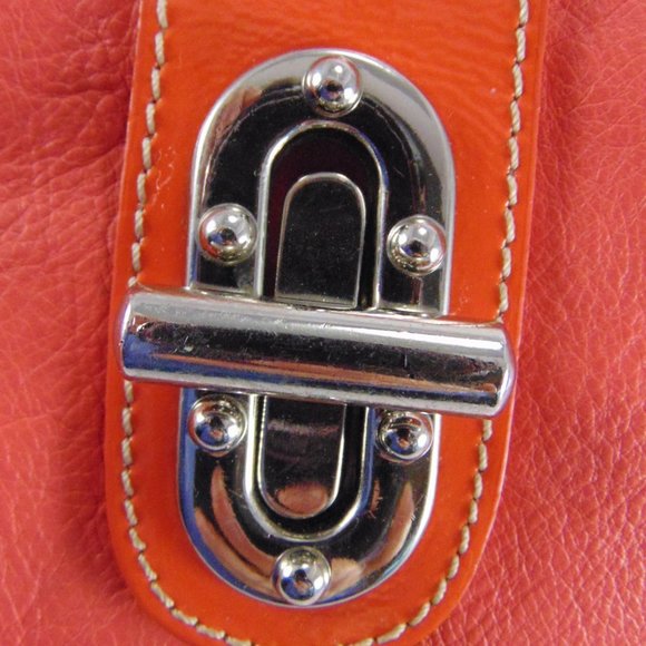 INNUE' Italy Fire Coral Soft Leather Hobo Bag - Picture 7 of 15